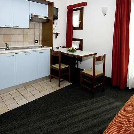 Aparthotel Nevegall 3*