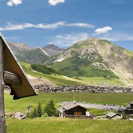Nevegall Hotel apartamentowy Livigno